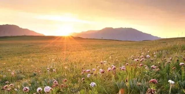 甘肃终于翻身了,亚洲最美旅游目的地冠军