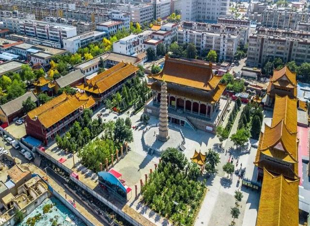 甘肃终于翻身了,亚洲最美旅游目的地冠军