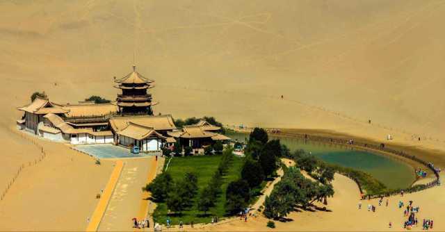 中国沙漠第一泉：今却人工替代自然，消耗巨资续命多年！