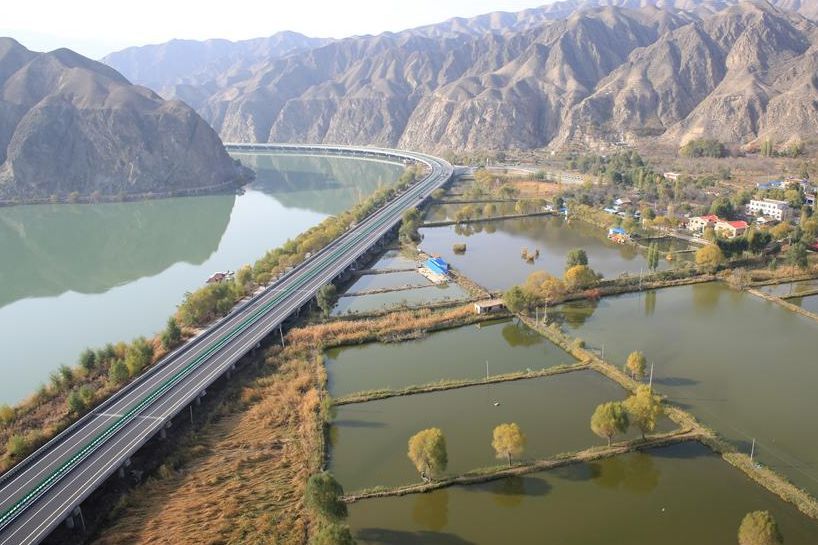 甘肃最美旅游公路，名副其实的黄河观光走廊