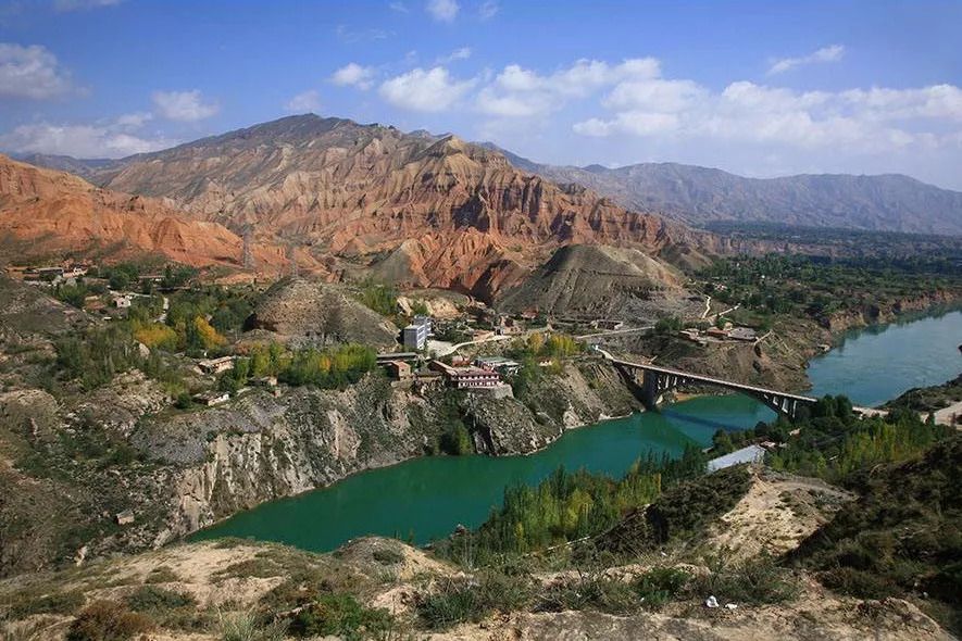 甘肃最美旅游公路，名副其实的黄河观光走廊