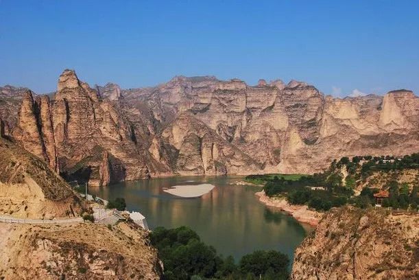 甘肃最美旅游公路，名副其实的黄河观光走廊